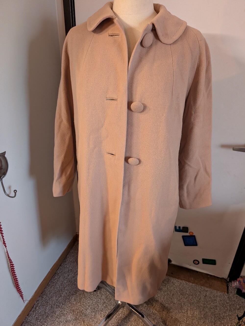 100% Cashmere Women's Beige Long Coat